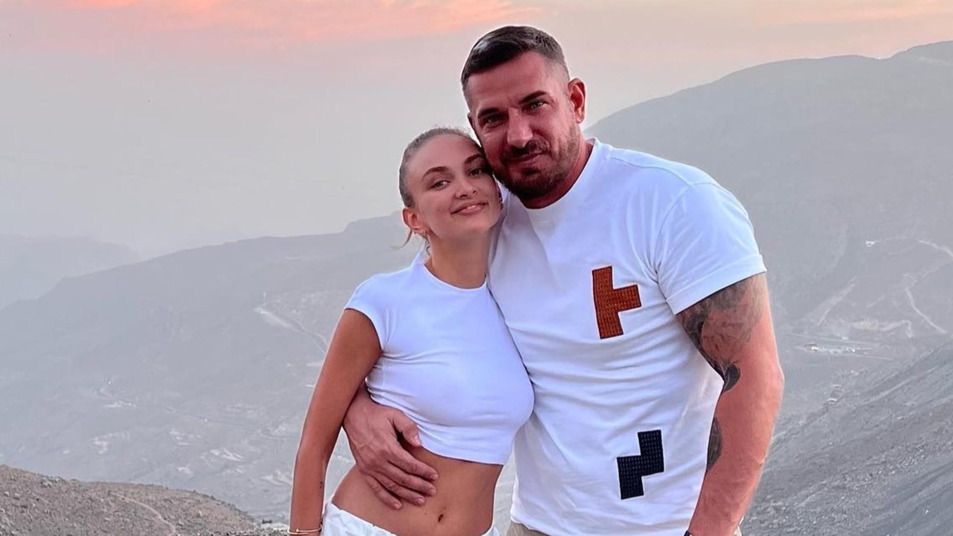 Курбан Омаров с возлюбленной Валерией. Фото: Инстаграм* @zimamoscow