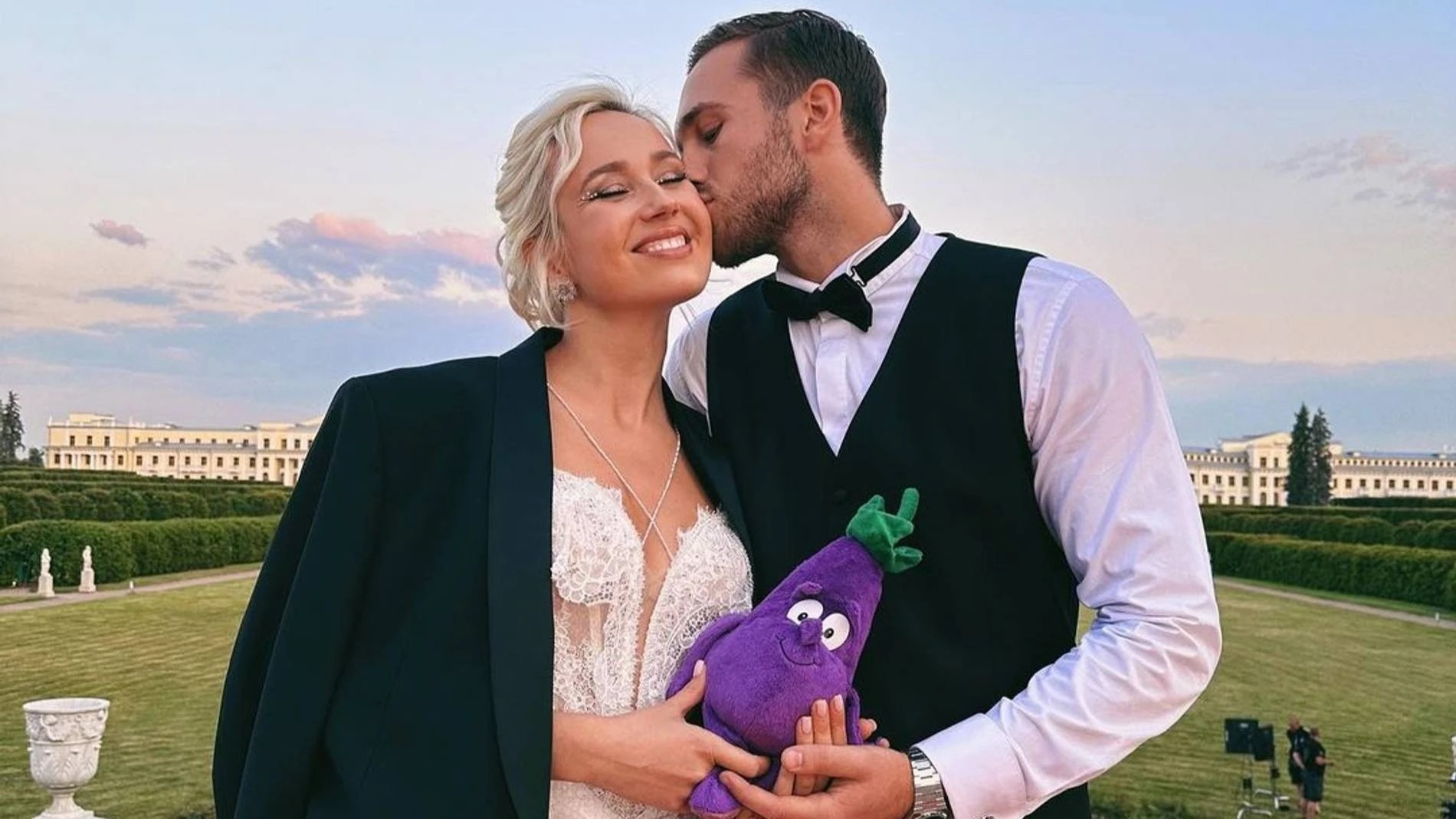 Клава Кока и Александр Поверин. Фото: Инстаграм (запрещен в РФ) @klavacoca