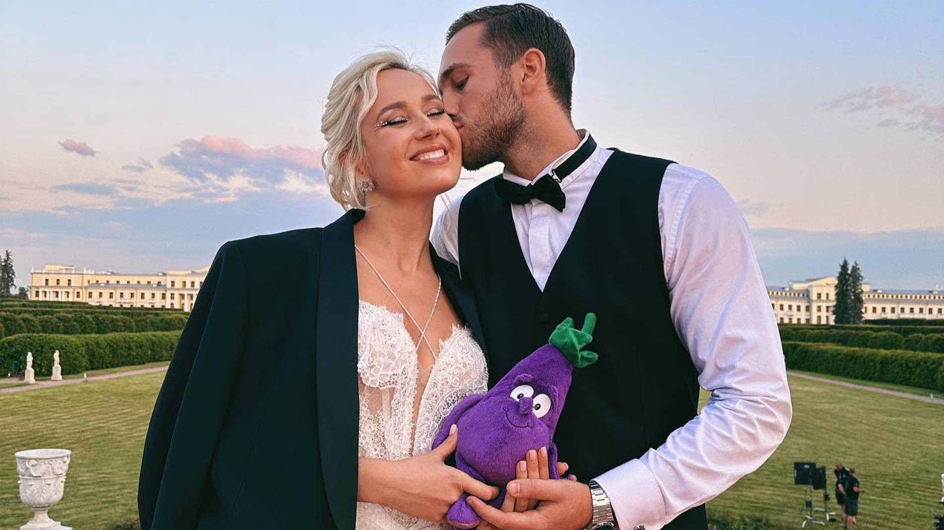 Клава Кока и Александр Поверин. Фото: Инстаграм (запрещен в РФ) @klavacoca