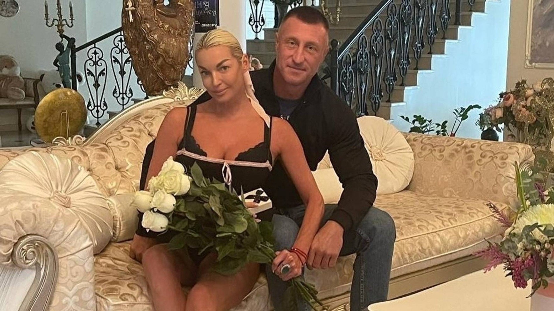 Анастасия Волочкова и Сергей Кузнецов. Фото: Инстаграм (запрещен в РФ)