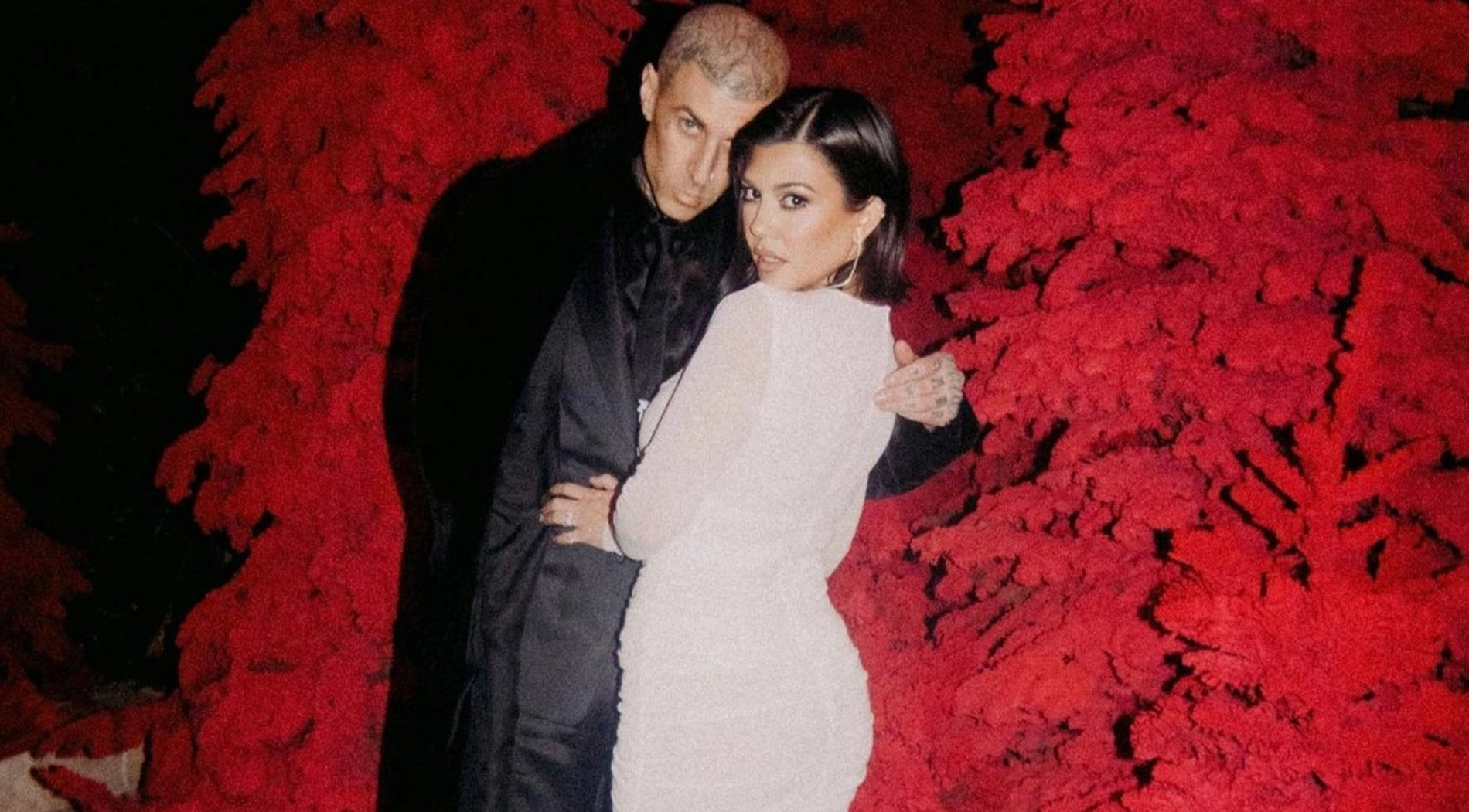 Трэвис Баркер и Кортни Кардашьян. Фото: Инстаграм* @kourtneykardash