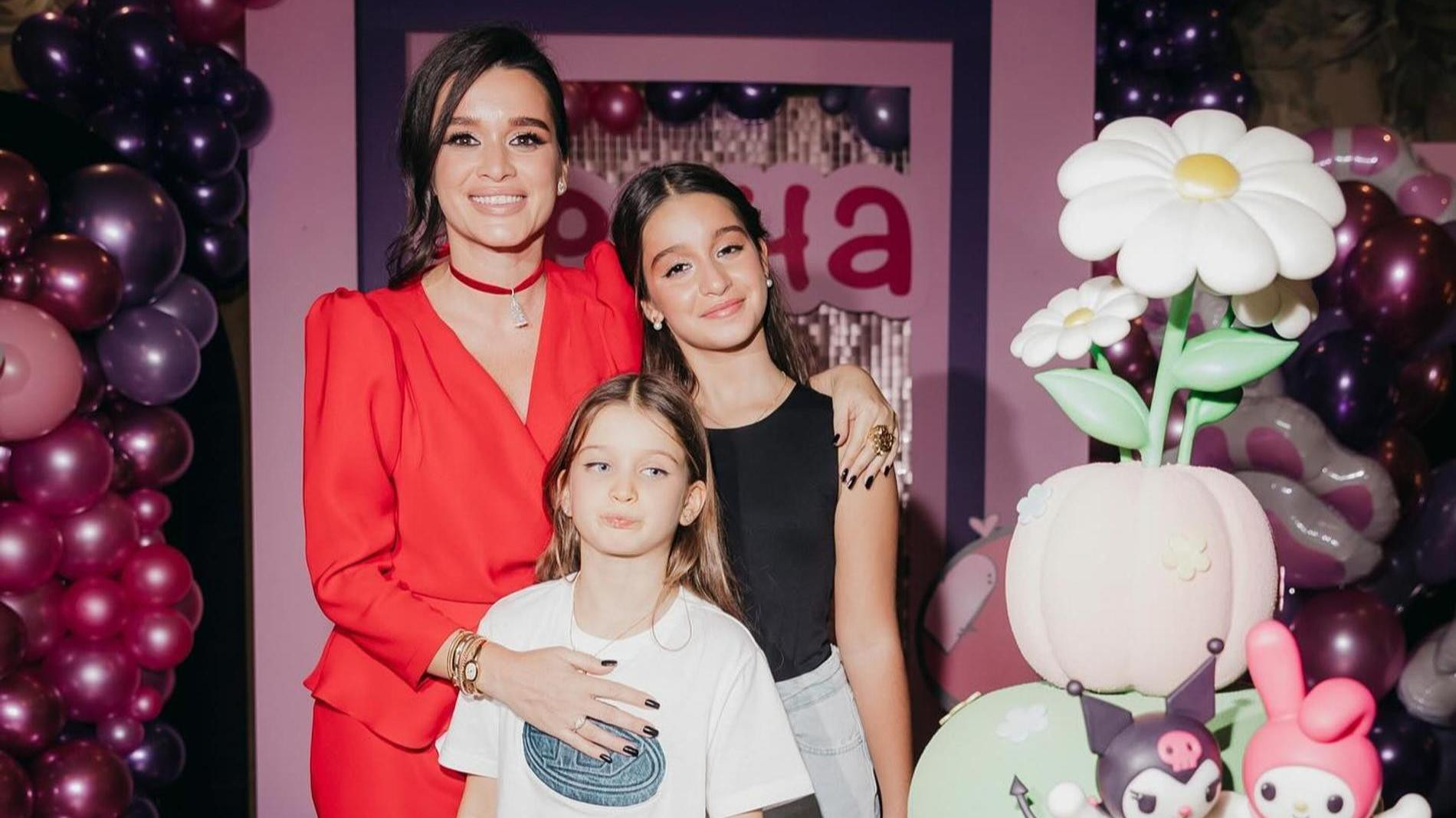 Ксения Бородина с дочерьми. Фото: Инстаграм* @borodylia