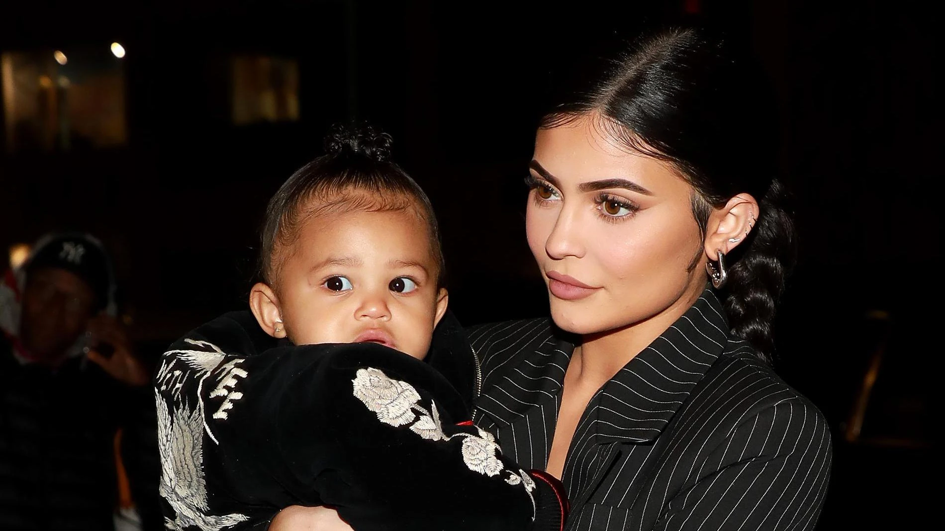 Кайли Дженнер с дочерью Сторми. Фото: Getty Images