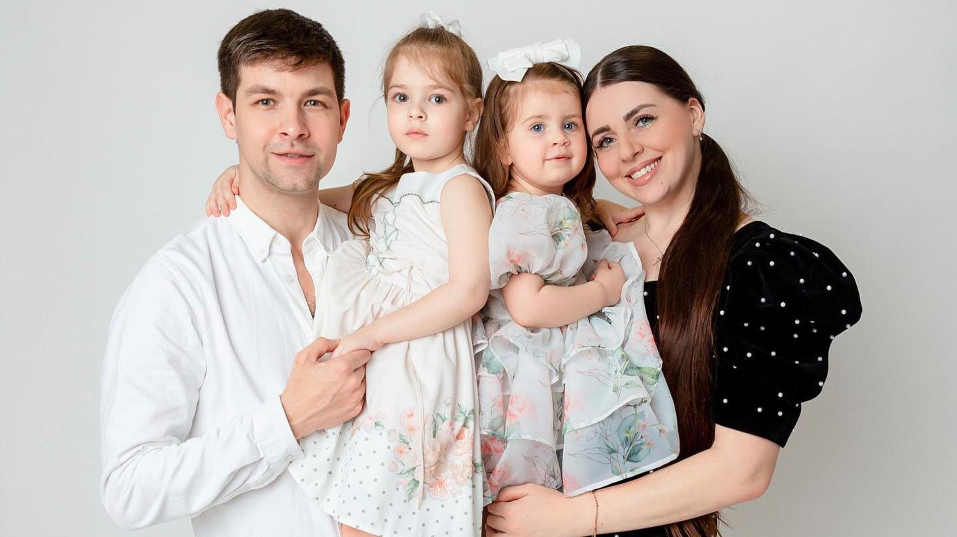 Ольга Рапунцель и Дмитрий Дмитренко с детьми. Фото: Инстаграм* @olyarapunzel