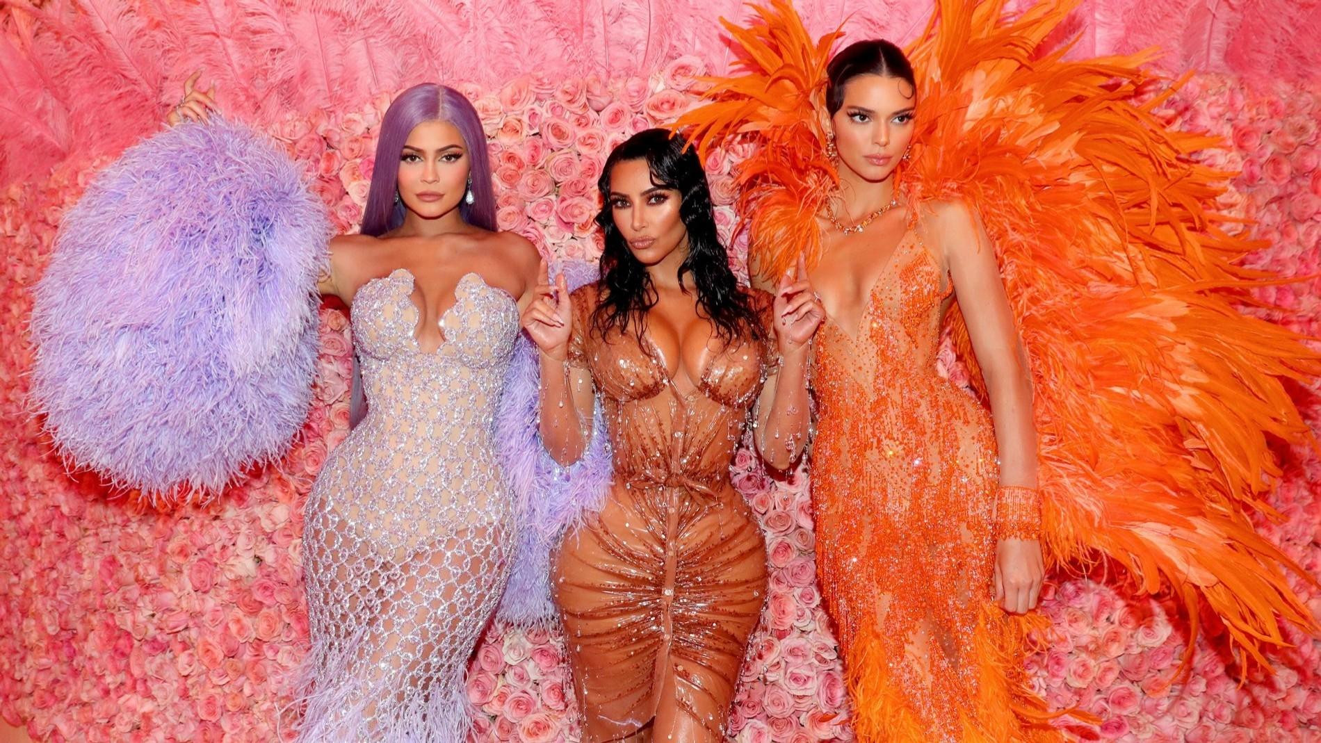 Кайли Дженнер, Ким Кардашьян, Кендалл Дженнер. Фото: Getty