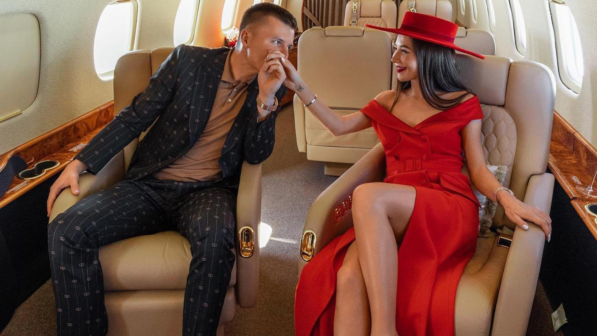 Валерия и Артем Чекалины. Фото: Инстаграм (запрещен в РФ) @ler_chek