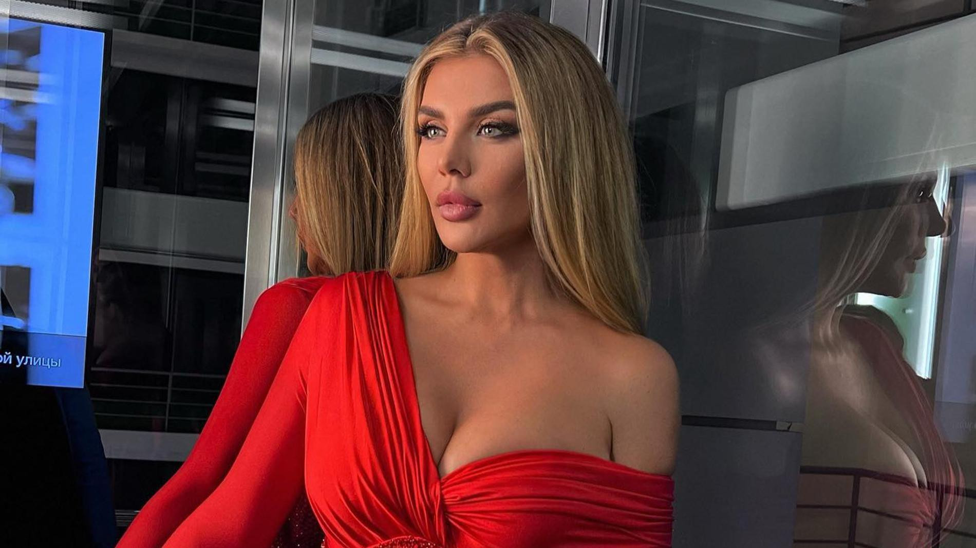 Анна Седокова. Фото: Инстаграм* @annasedokova