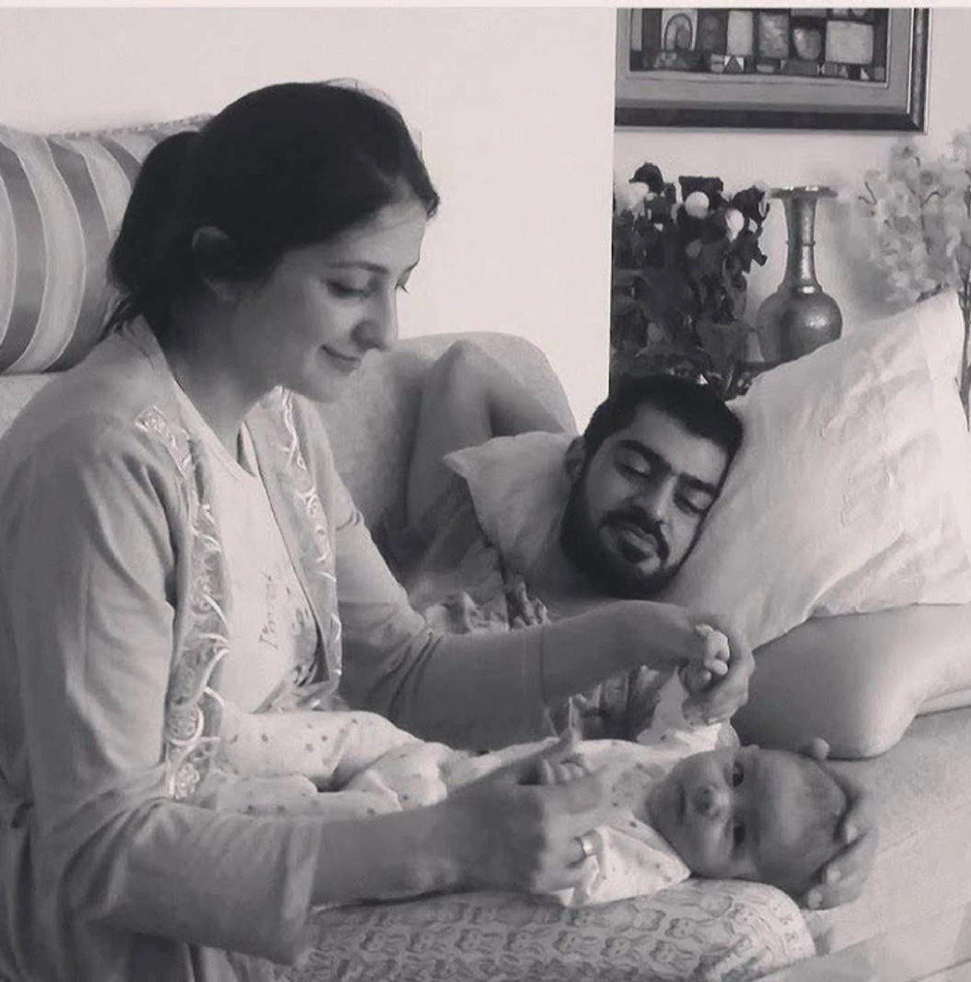 Азамат с супругой Илоной и сыном. Фото: Facebook (запрещен в РФ) героя материала