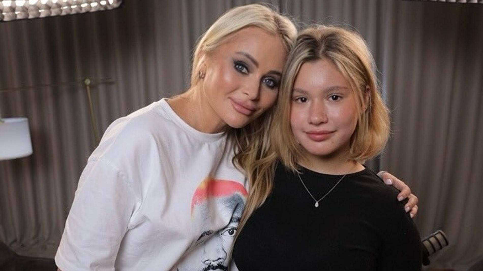 Дана Борисова с дочерью Полиной. Фото: Инстаграм* @danaborisova_official