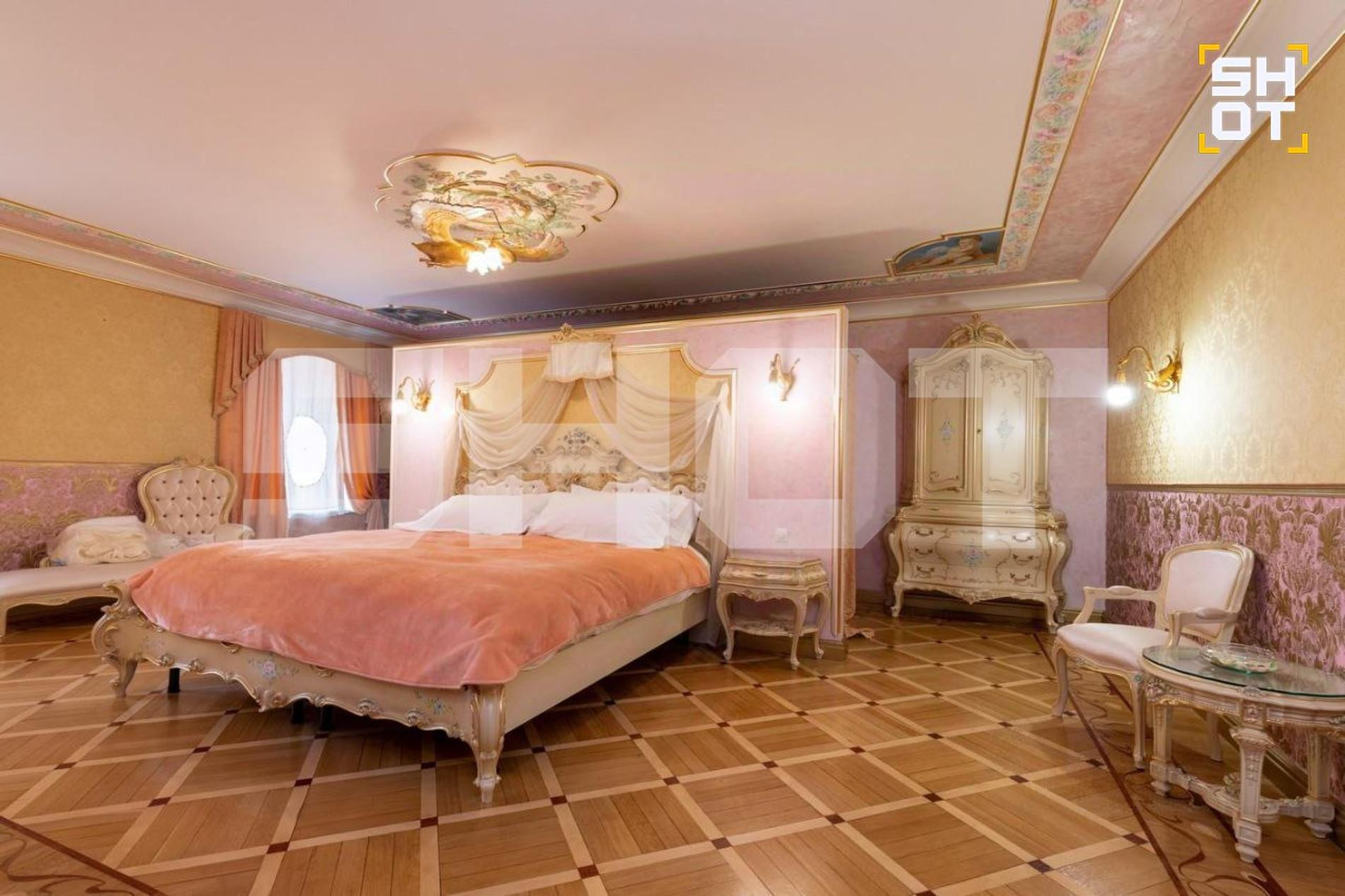 Квартира Анастасии Волочковой в центре Петербурга. Фото: Telegram @shot_shot