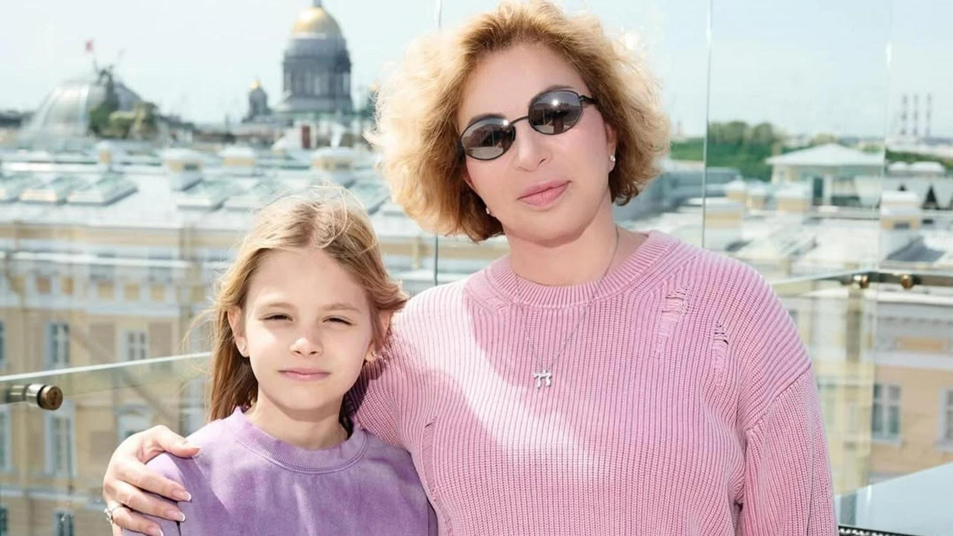 Симона Юнусова с Алисой. Фото: Инстаграм (запрещён в РФ) @simona280