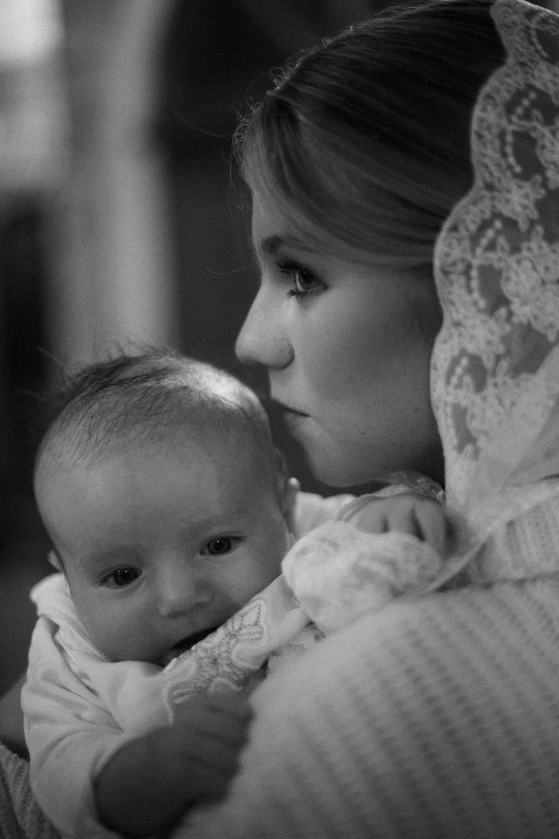 Александра Трусова с сыном. Фото: ТГ-канал avtrusovaofficial