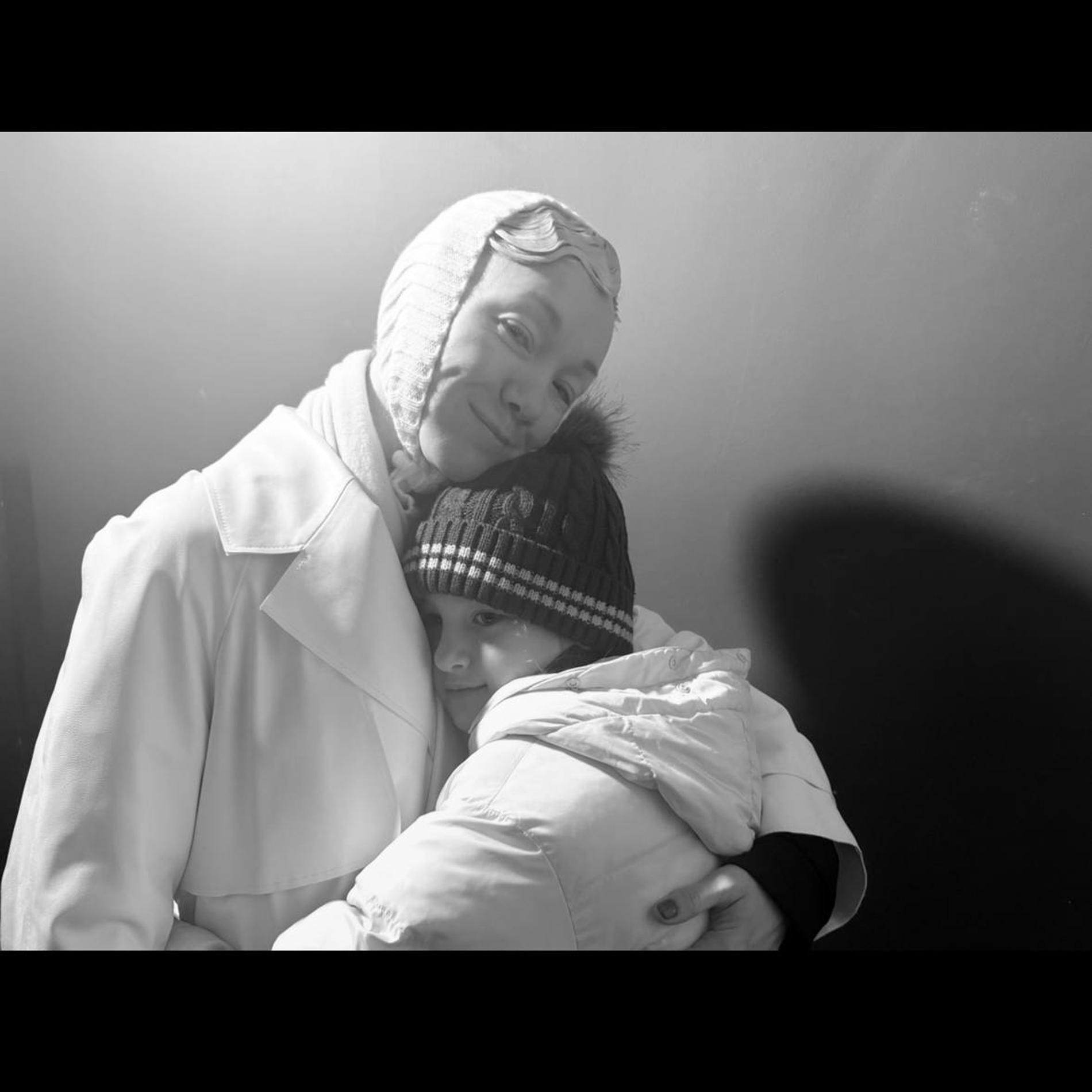 Дарья Мороз со сводной младшей сестрой Варварой. Фото: Соцсети Дарьи Мороз