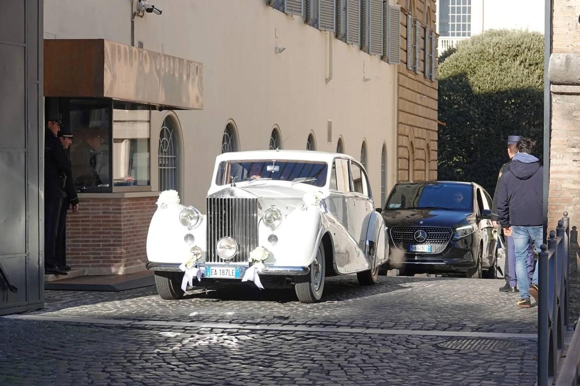 Конор Макгрегор и Ди Девлин. BackGrid