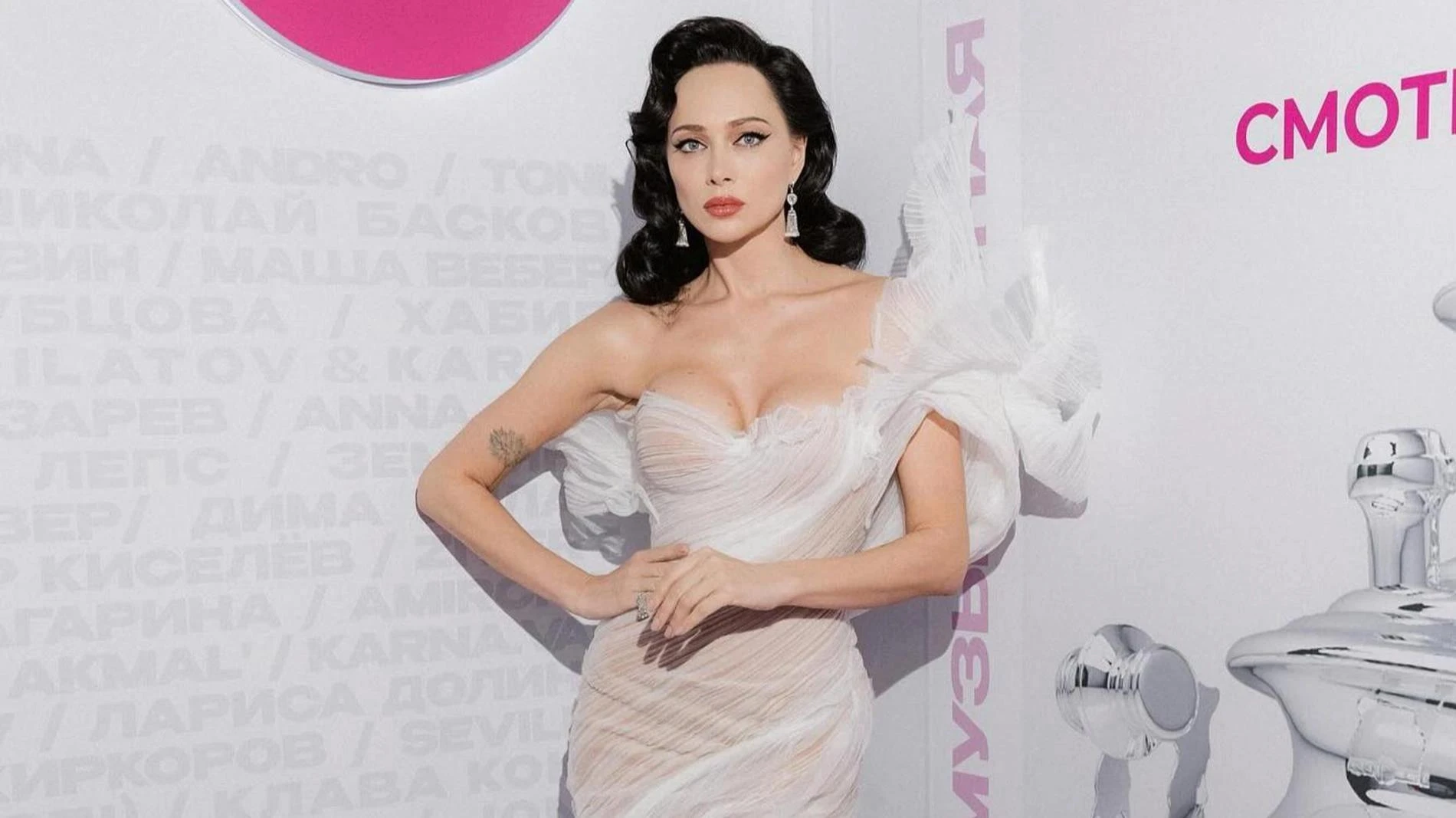 Настасья Самбурская. Фото: Инстаграм (запрещён в РФ) @samburskaya