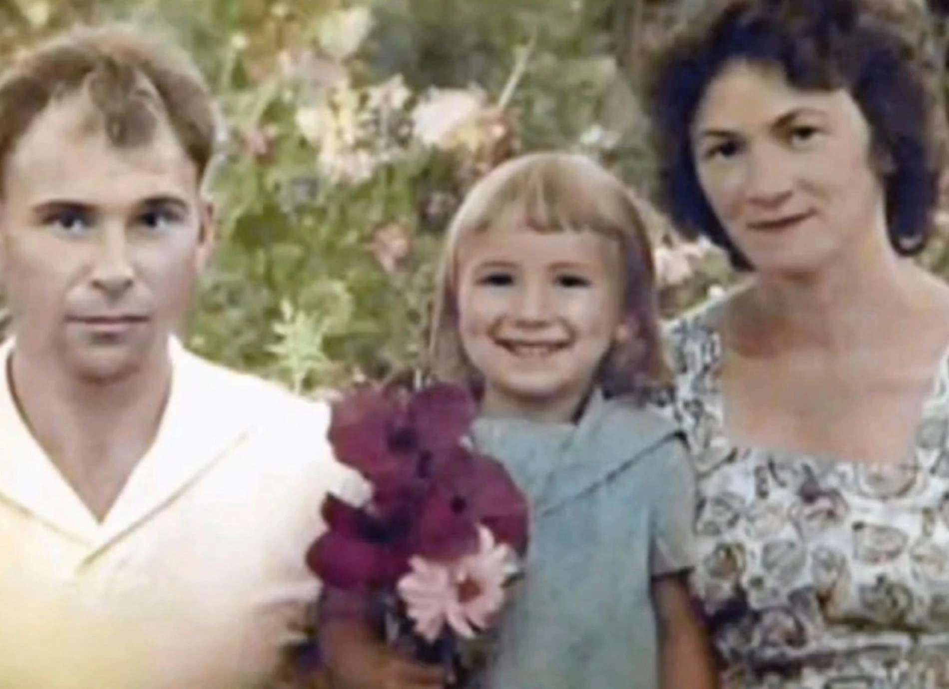 Маша Распутина с родителями. Фото: Соцсети Маши Распутиной