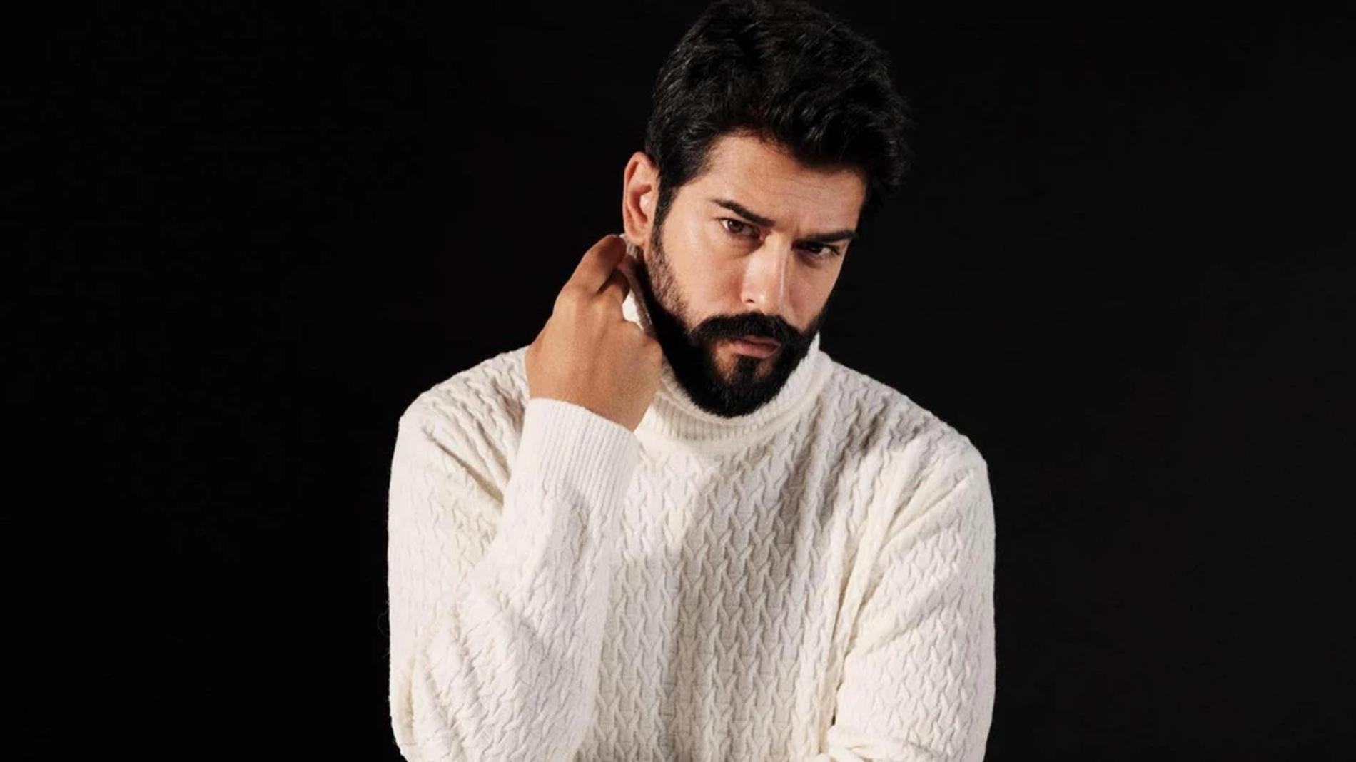 Бурак Озчивит. Фото: Инстаграм (запрещён в РФ) @burakozcivit