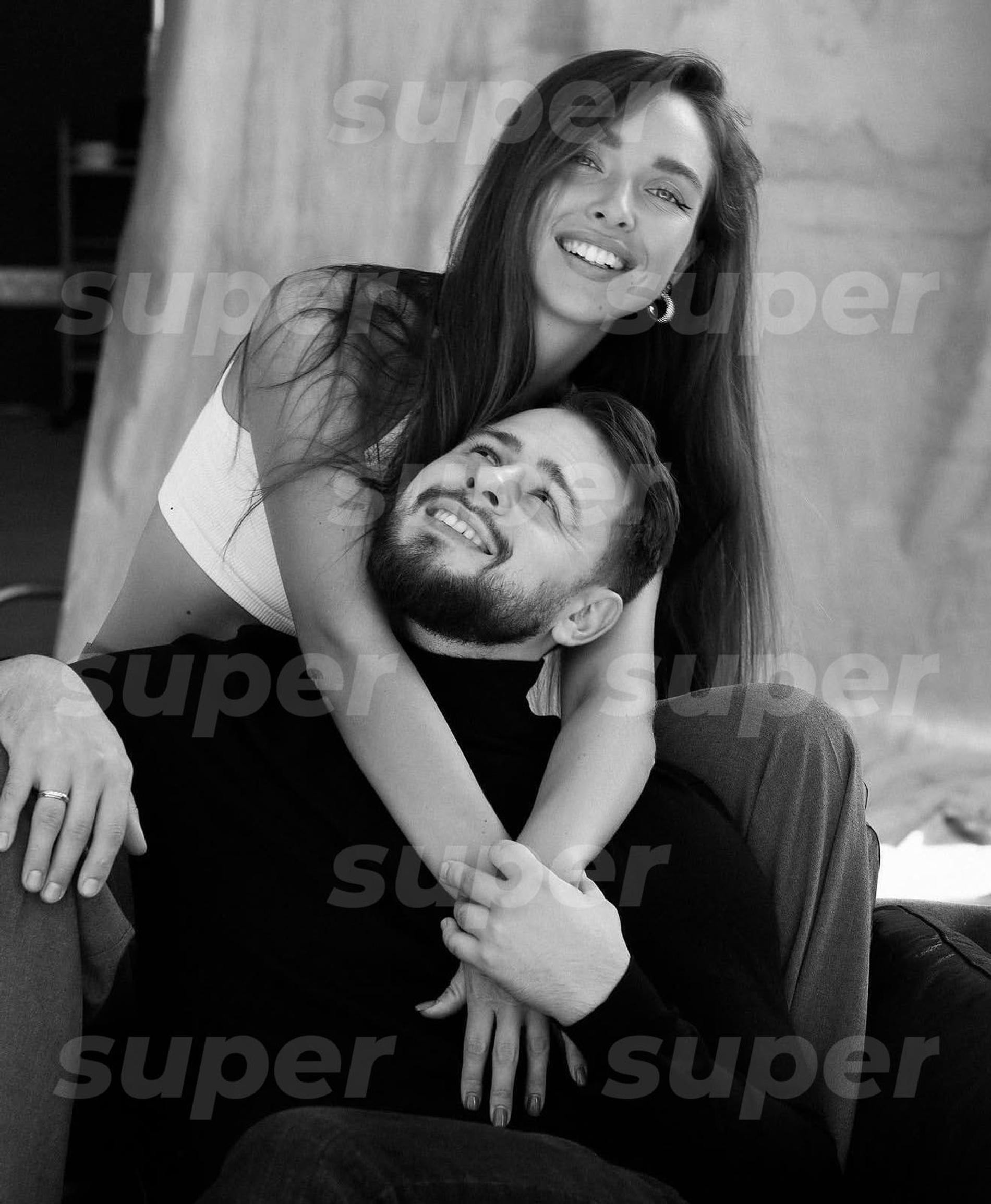 Полина Плеханова с бывшим мужем Егором Романовым. Фото: Инстаграм (запрещён в РФ) героев материала 