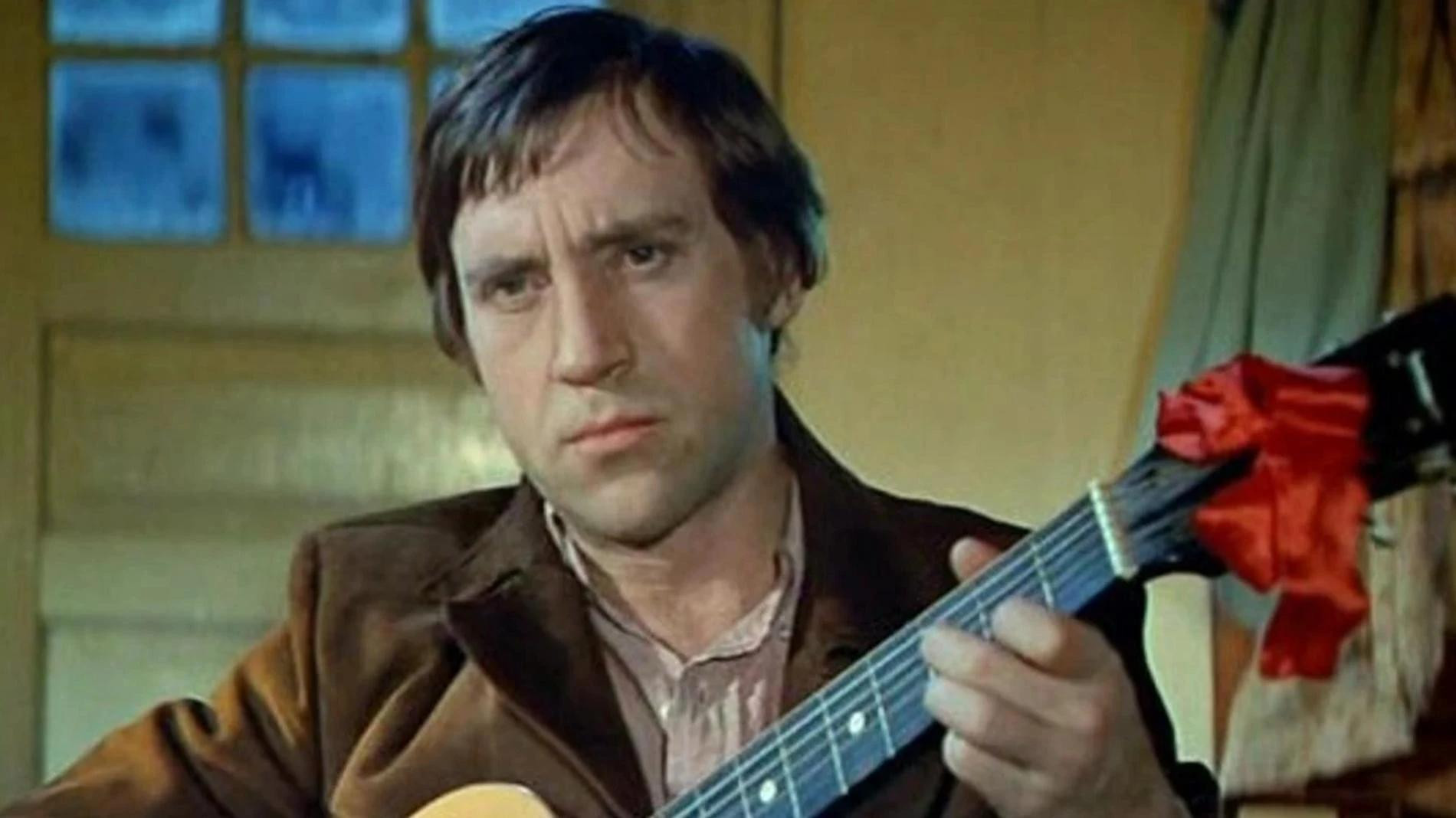 Владимир Высоцкий. Скриншот: х/ф «Единственная» (1975)